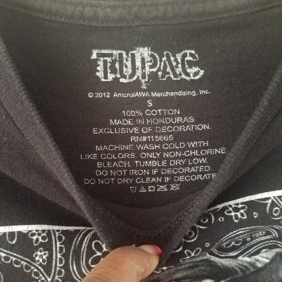 Tupac Shakur graphic tshirt size small - Picture 2 of 3